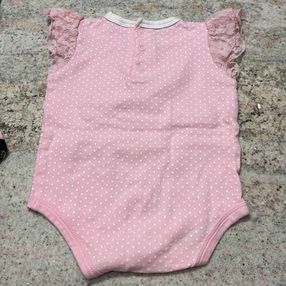10/$30 Baby Essentials Lace and Tulle Onesies with matching hats - Picture 5 of 14